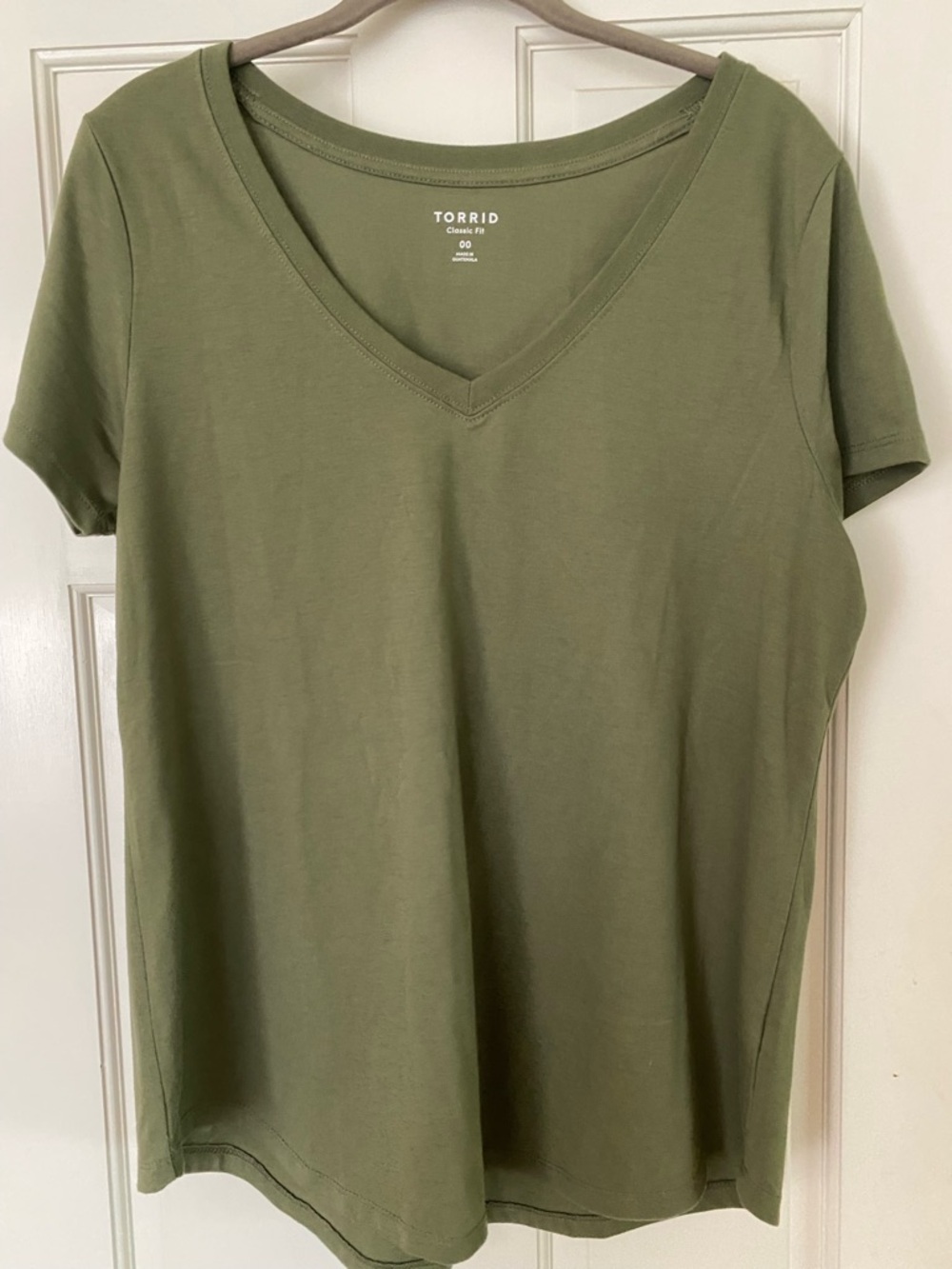 Torrid NWOT Olive V-Neck Short Sleeve Tee Top